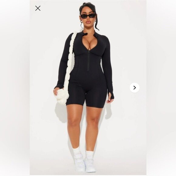 Fashion Nova Black Trail Trek Super Soft Active Romper Size Large – Athleisure - Picture 10 of 10